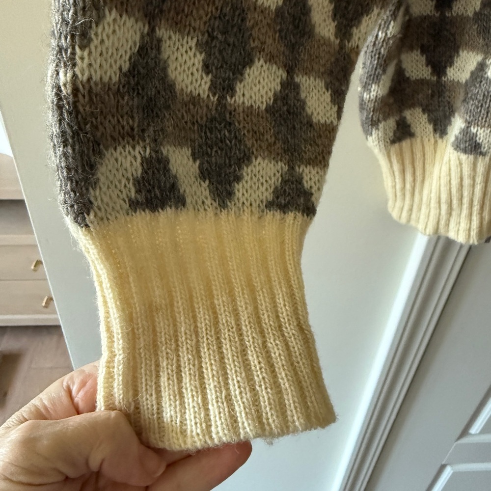 Nordic Vintage Wool Cozy Geometric Turtleneck Sweater Men's Small Unisex Womens - Picture 8 of 8